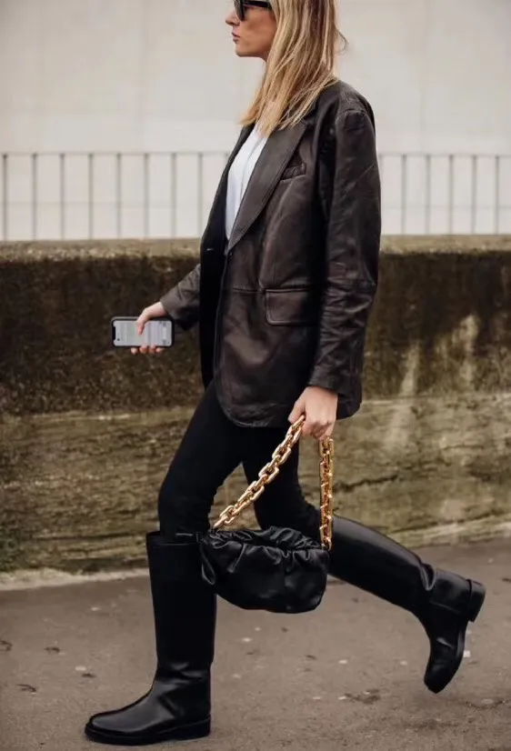 THE CHAIN ​​POUCH abstinent black style, hidden so handsome and cool that he has no friends👏🏻